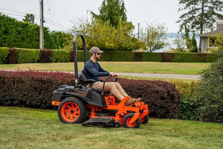 Kubota Z242KH-48 Zero-Turn Lawn Mower