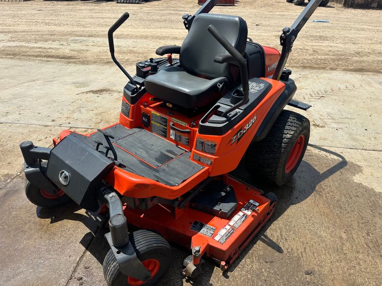 Used Kubota ZD326 Zero Turn Lawn Mower