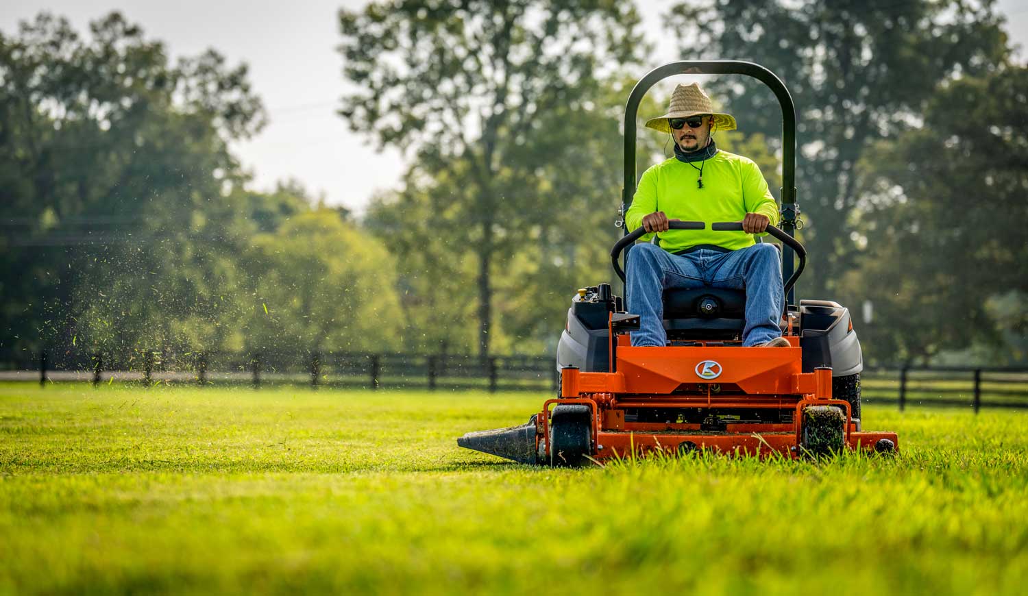 Z400 SERIES MOWERS - Paris Farm and Ranch